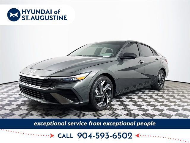 Certified 2025 Hyundai Elantra Sport FWD image 1