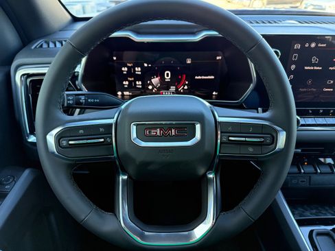 New 2026 GMC Canyon Elevation w/ Convenience Package image 14