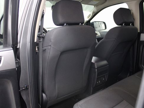 Used 2019 Ford Ranger XLT w/ Equipment Group 301A Mid image 18