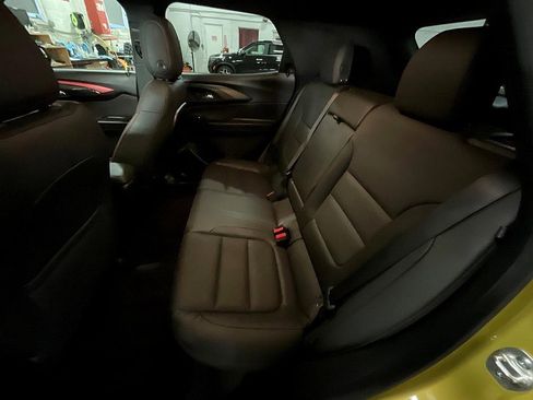 Used 2024 Chevrolet TrailBlazer RS image 29