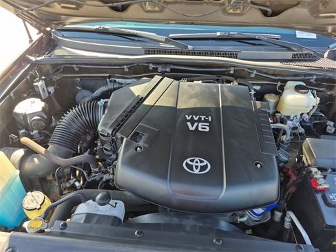 Used 2014 Toyota Tacoma 4x4 Double Cab w/ TRD Off-Road Package image 20