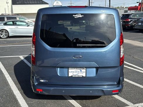Used 2022 Ford Transit Connect XLT FWD image 4