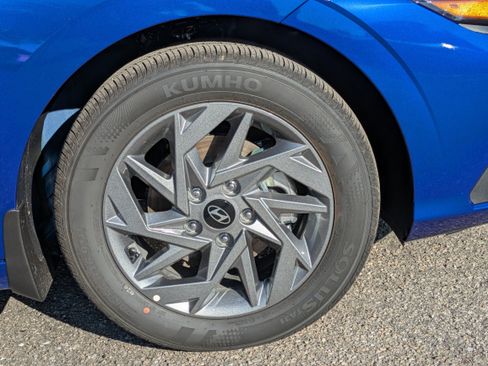 New 2026 Hyundai Elantra Blue image 11