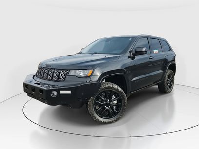 Used 2018 Jeep Grand Cherokee Altitude