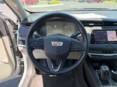 Used 2019 Cadillac XT4 Premium Luxury w/ Driver Assist Package FWD image 13