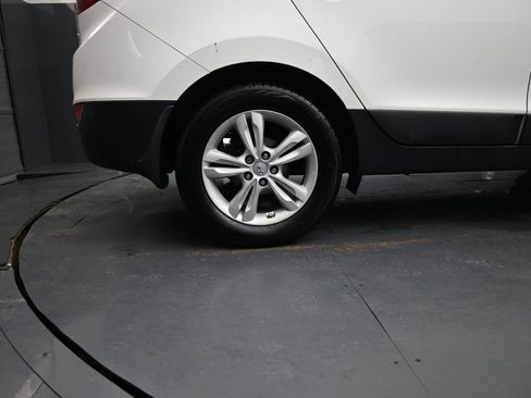Used 2013 Hyundai Tucson GLS image 10