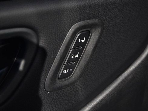 New 2025 Honda Pilot Elite image 9