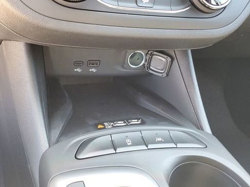 New 2026 Buick Envista Preferred image 23