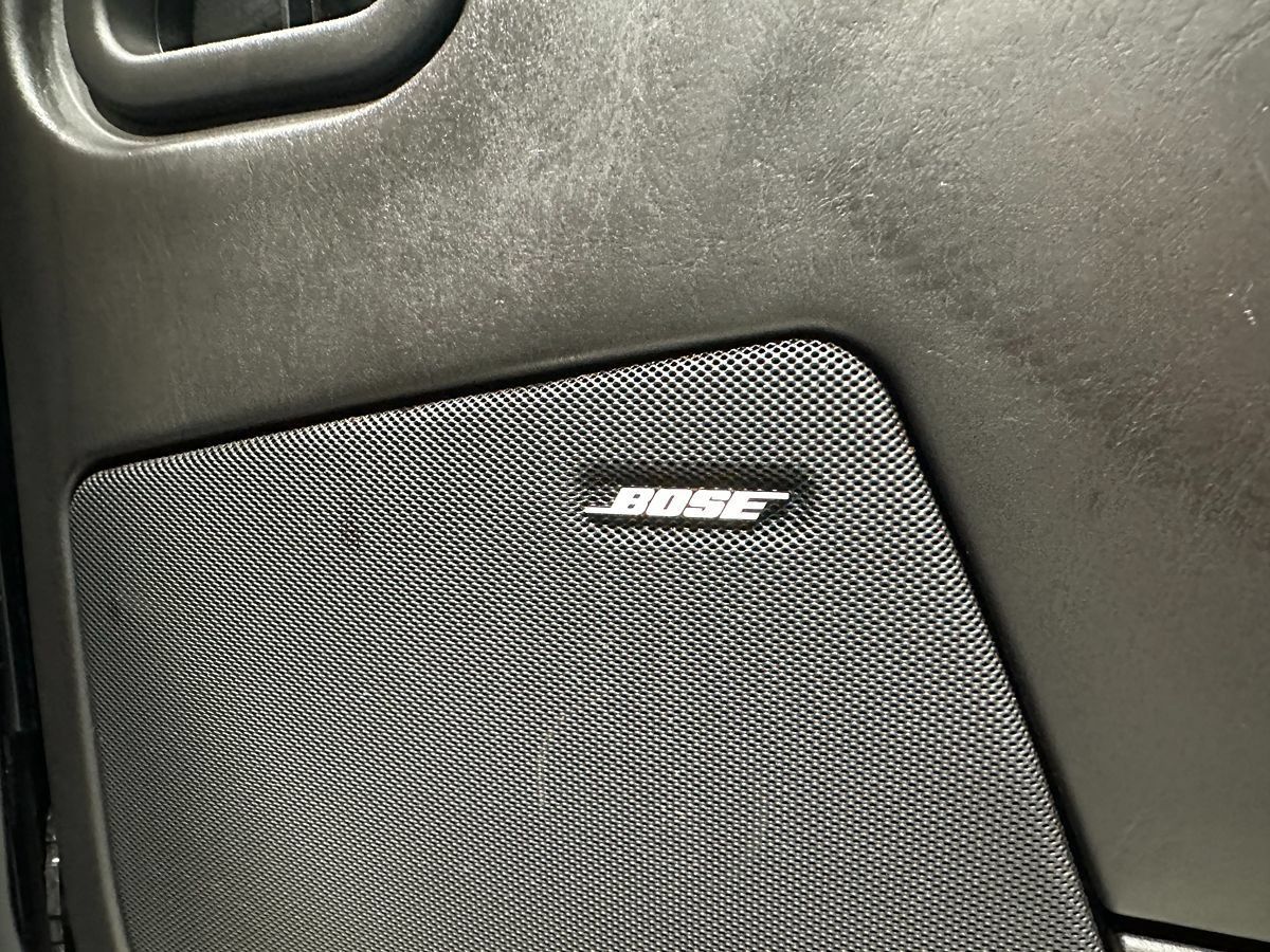 Used 2009 Cadillac XLR V RWD image 17
