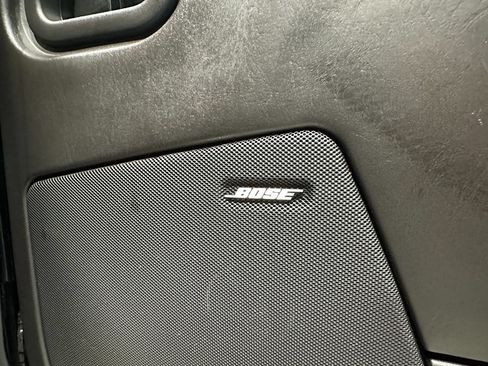Used 2009 Cadillac XLR V RWD image 17