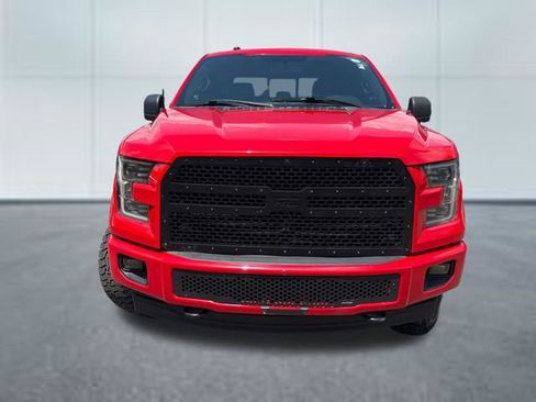 Used 2017 Ford F150 XLT w/ Equipment Group 302A Luxury AWD/4WD image 6