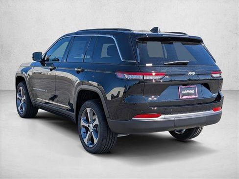 New 2026 Jeep Grand Cherokee Limited AWD/4WD image 8