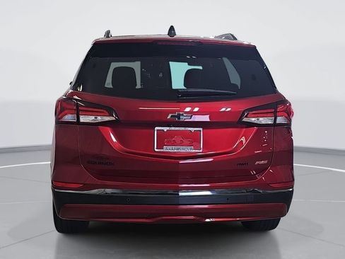 Certified 2022 Chevrolet Equinox RS w/ RS Leather Package AWD/4WD image 5