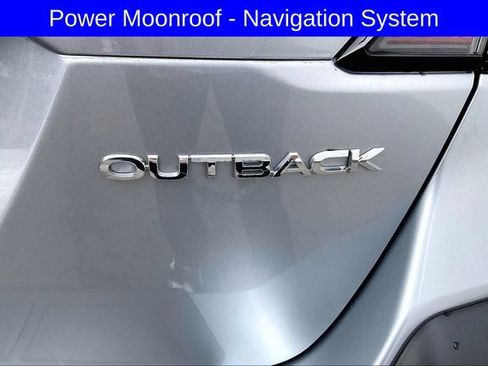 Used 2025 Subaru Outback Premium AWD/4WD image 8