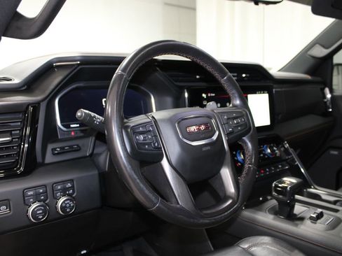 Used 2022 GMC Sierra 1500 AT4 w/ AT4 Premium Package image 18