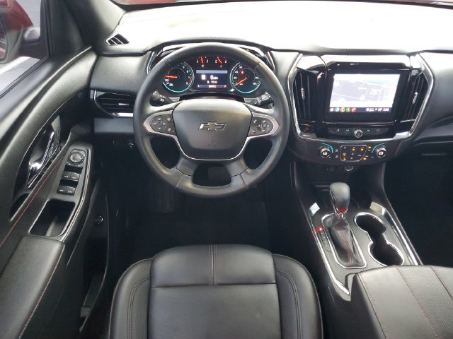 Used 2023 Chevrolet Traverse RS FWD image 19