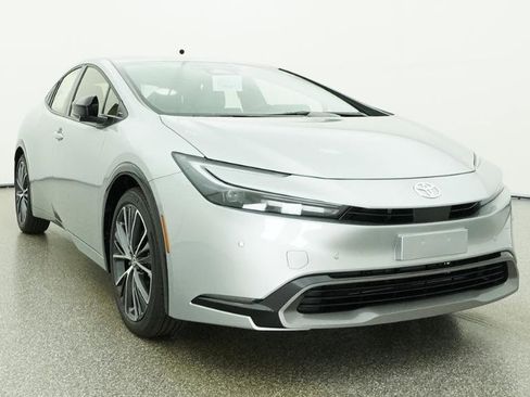 New 2026 Toyota Prius XLE FWD image 11