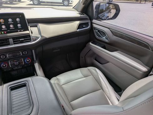 Used 2021 Chevrolet Tahoe Z71 image 19