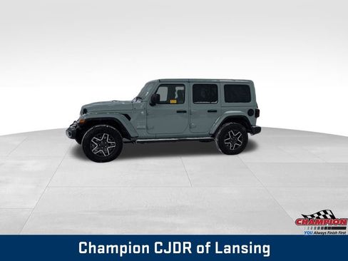 Used 2024 Jeep Wrangler Sahara image 2