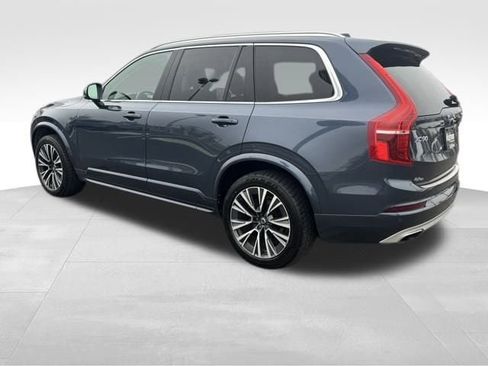 Used 2020 Volvo XC90 T5 Momentum image 5