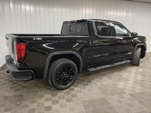 Used 2022 GMC Sierra 1500 Elevation w/ Preferred Package image 3