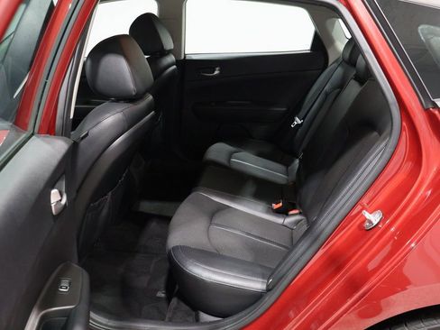 Used 2018 Kia Optima S image 19