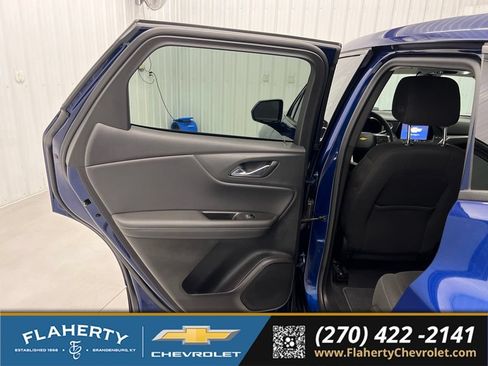 Used 2022 Chevrolet Blazer LT FWD image 10