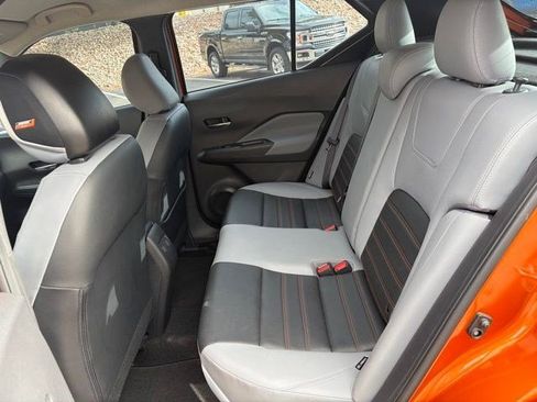 Used 2024 Nissan Kicks SR w/ SR Premium Package FWD image 17