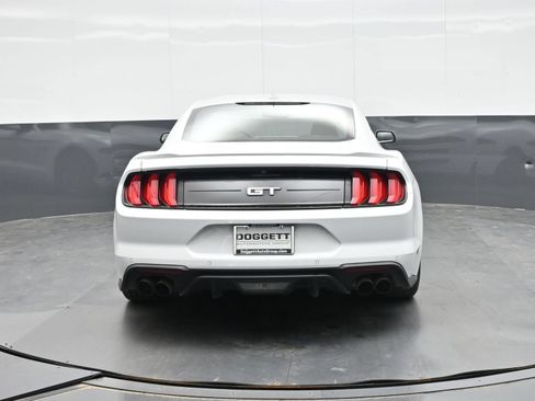 Used 2022 Ford Mustang GT Premium w/ Equipment Group 401A RWD image 3