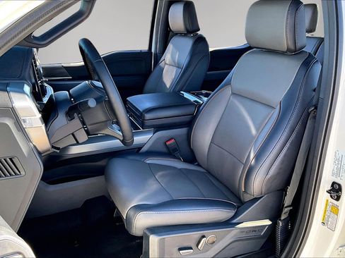 Used 2025 Ford F150 Lariat w/ Equipment Group 502A High image 22