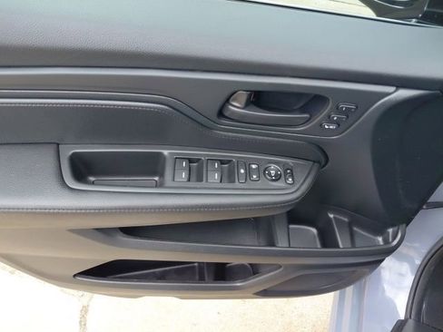 Used 2023 Honda Odyssey Sport image 30