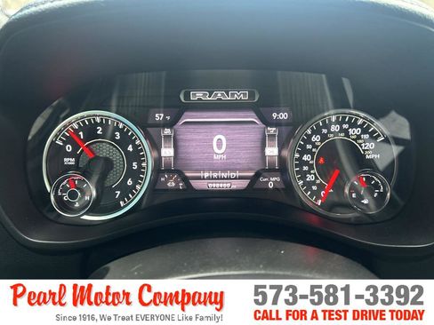 Used 2019 RAM 2500 Laramie w/ Black Appearance Package image 12