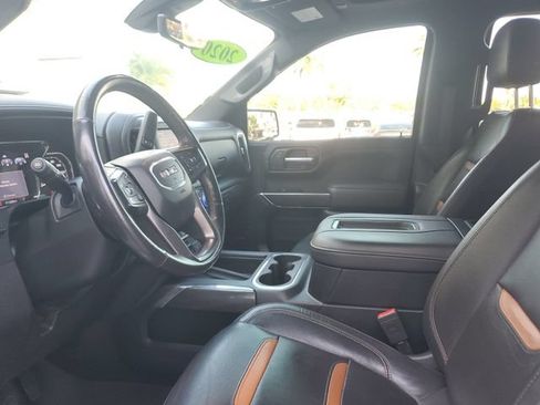 Used 2020 GMC Sierra 1500 AT4 w/ AT4 Premium Package AWD/4WD image 17
