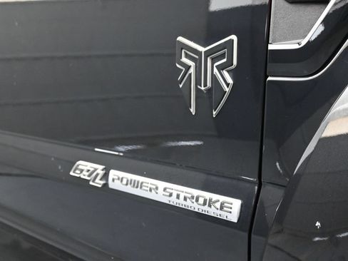 Used 2022 Ford F250 Lariat w/ Black Appearance Package AWD/4WD image 21
