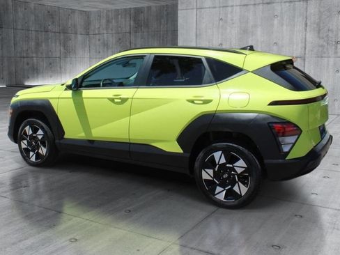 Used 2024 Hyundai Kona SEL AWD/4WD image 3
