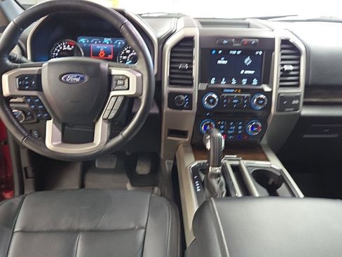 Used 2018 Ford F150 Lariat image 2