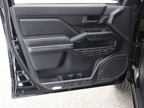 Used 2025 Toyota 4Runner TRD Sport Premium AWD/4WD image 12