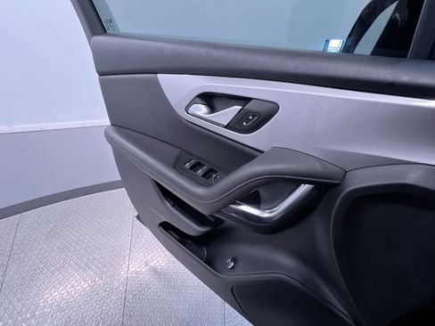 Used 2022 Chevrolet Blazer LT FWD image 31