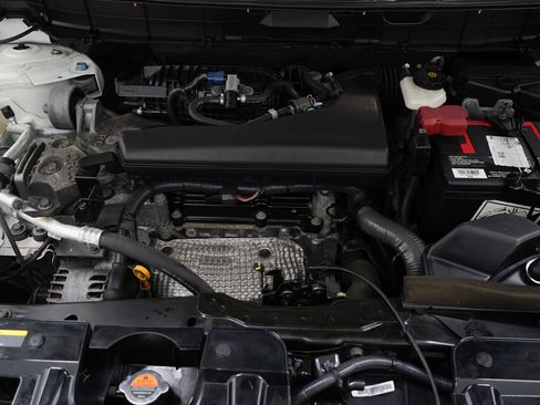 Used 2015 Nissan Rogue SL w/ SL Premium Package image 26