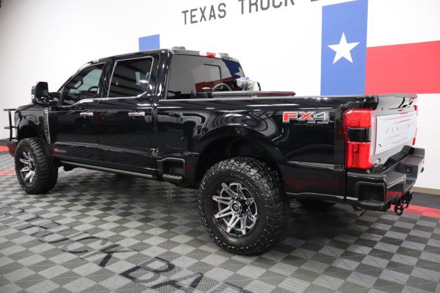 Used 2024 Ford F250 Platinum AWD/4WD image 5