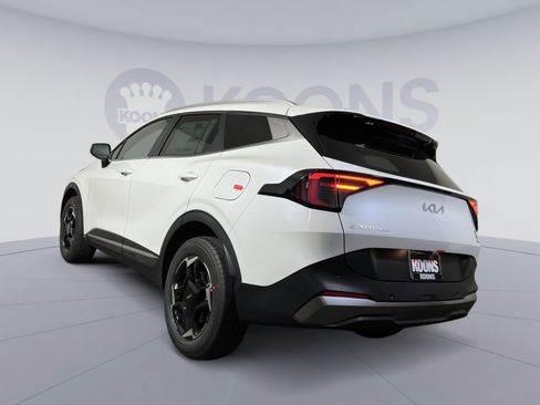 New 2026 Kia Sportage EX AWD/4WD image 4