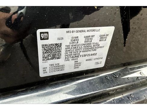 New 2025 GMC Sierra 2500 SLT w/ SLT Convenience Package AWD/4WD image 8