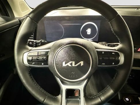 Used 2023 Kia Sportage SX image 12