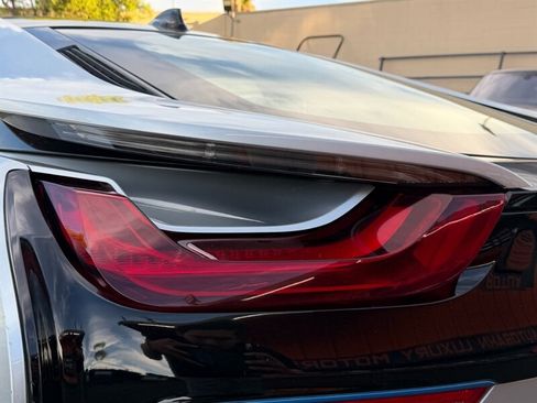 Used 2015 BMW i8 AWD/4WD image 13