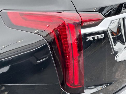 Used 2024 Cadillac XT6 Premium Luxury w/ LPO, Floor Liner Package AWD/4WD image 8
