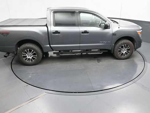 Used 2021 Nissan Titan SV w/ SV Convenience Package AWD/4WD image 20