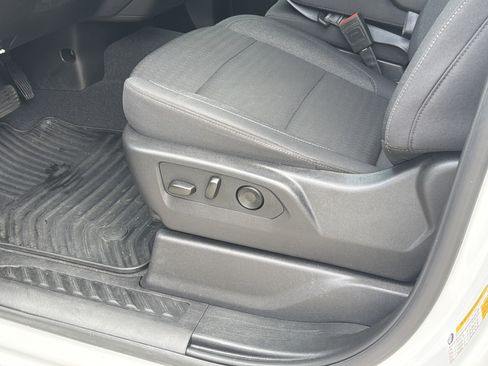 Used 2025 Chevrolet Silverado 1500 Custom AWD/4WD image 15