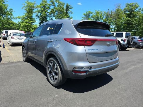 Used 2021 Kia Sportage EX AWD/4WD image 3