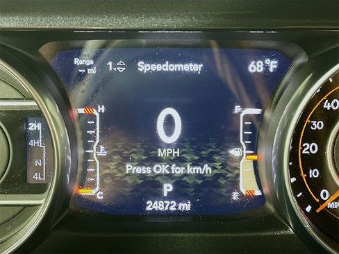 Used 2023 Jeep Wrangler Altitude image 15