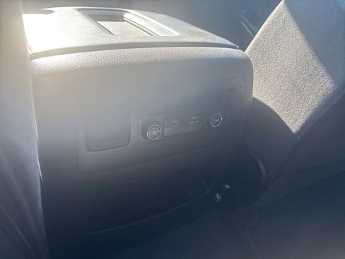 Used 2019 Chevrolet Tahoe LS image 13